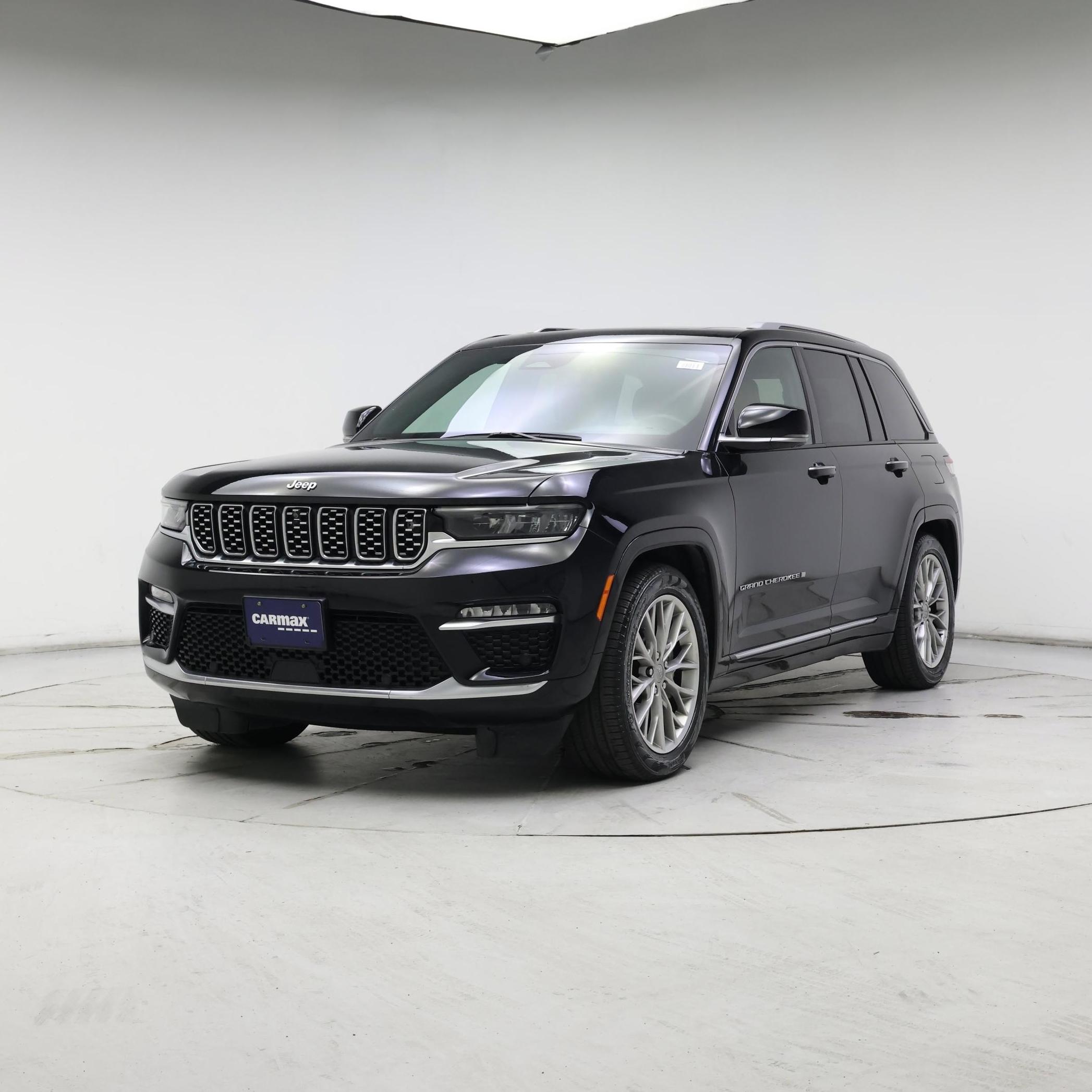 Thumbnail: 2023 Jeep Grand Cherokee - 4