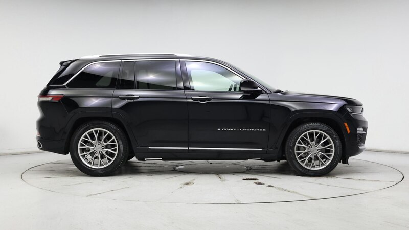 2023 Jeep Grand Cherokee Summit 7