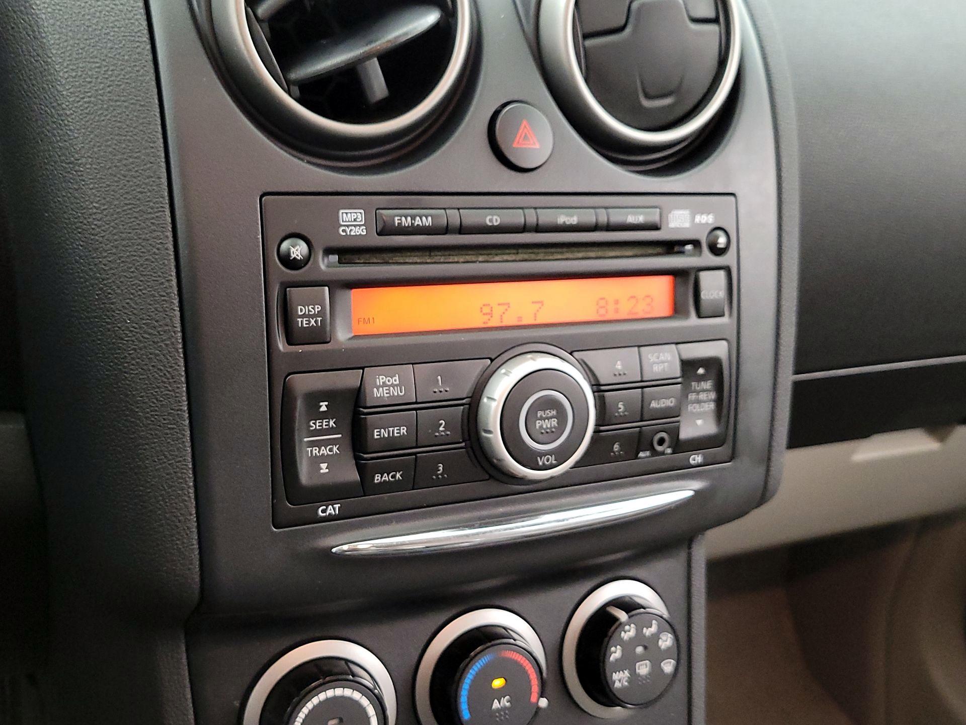 Thumbnail: 2013 Nissan Rogue - 14