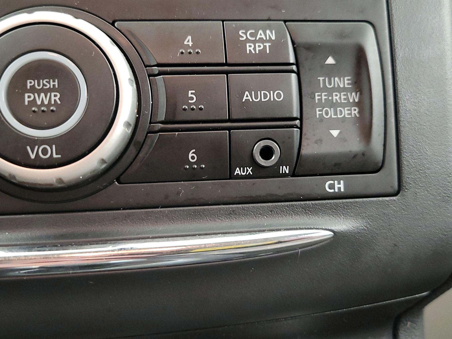 Thumbnail: 2013 Nissan Rogue - 17