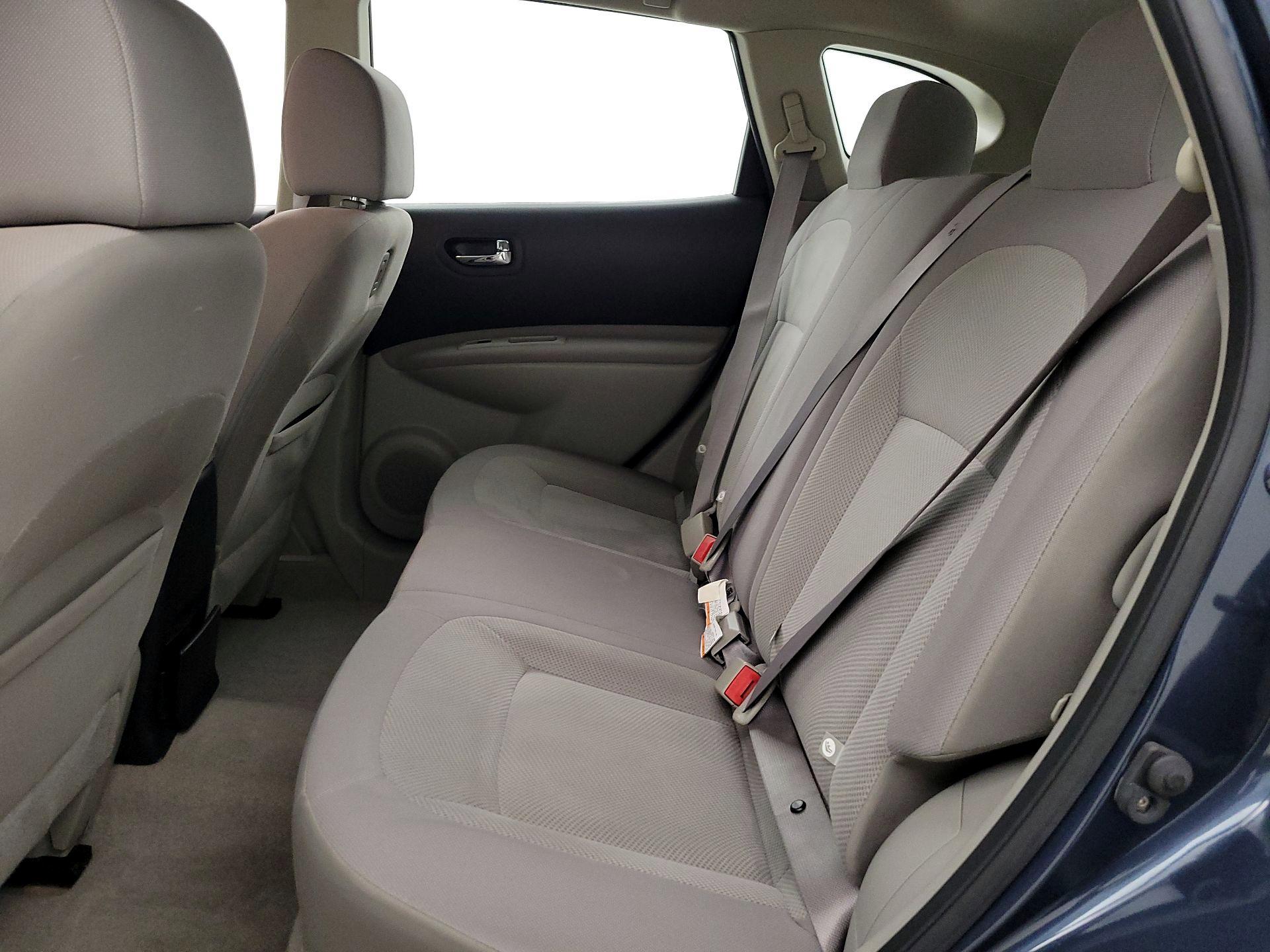 Thumbnail: 2013 Nissan Rogue - 18