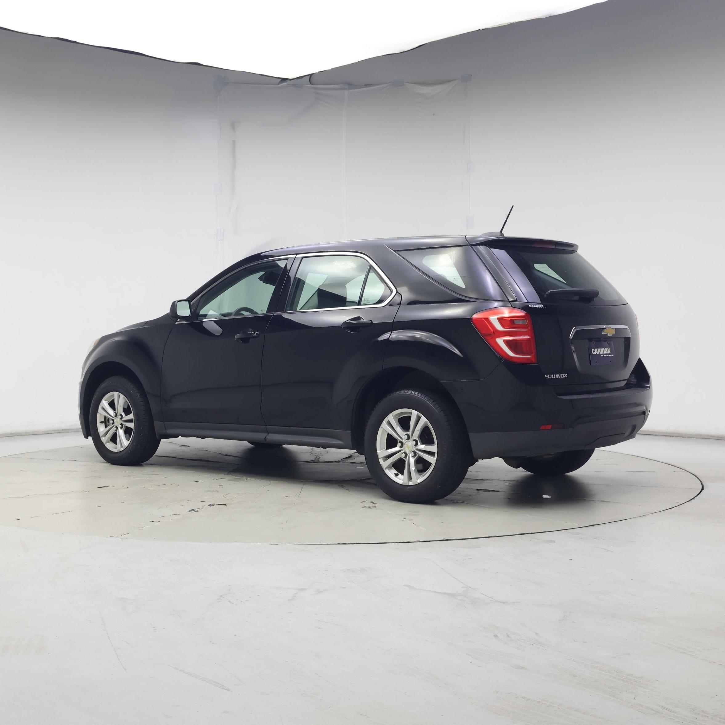 Thumbnail: 2017 Chevrolet Equinox - 2