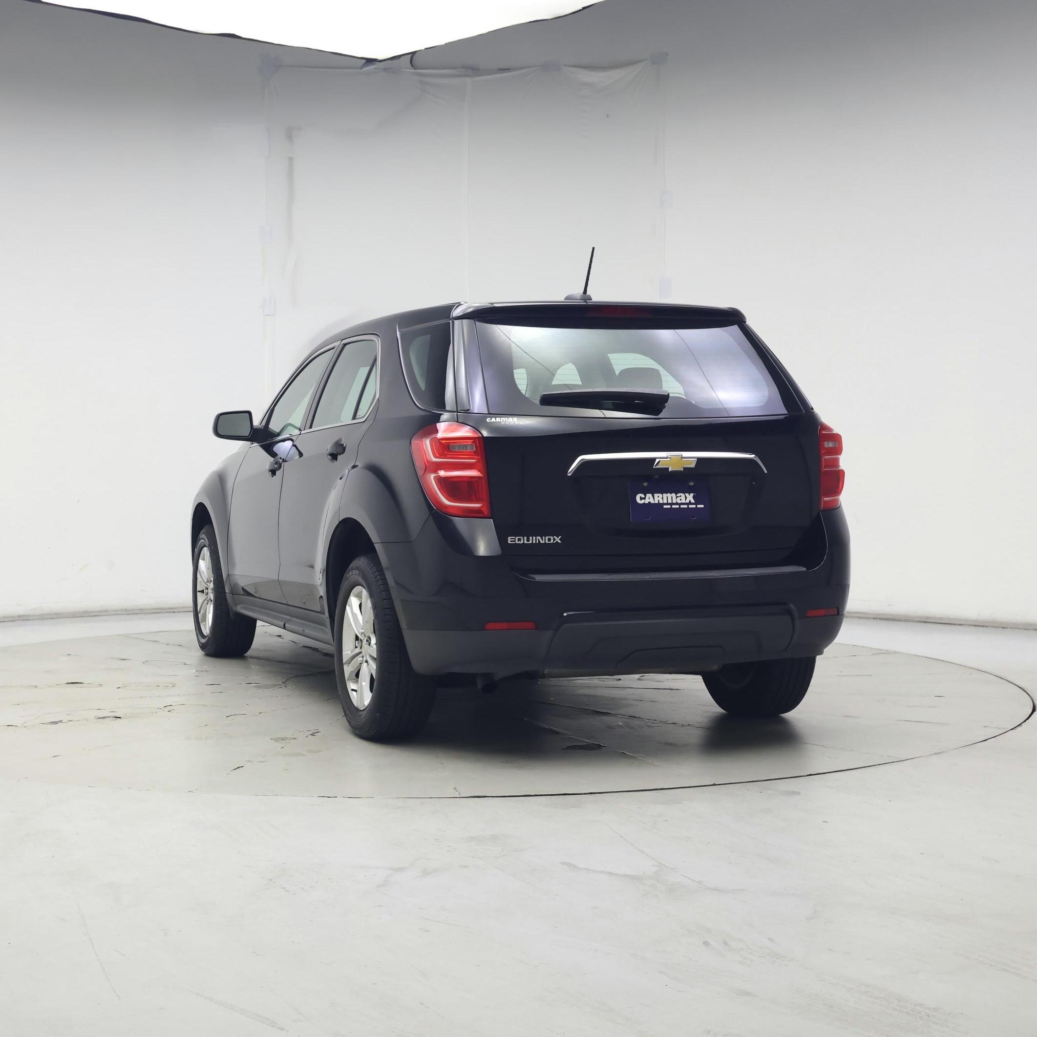 Thumbnail: 2017 Chevrolet Equinox - 6