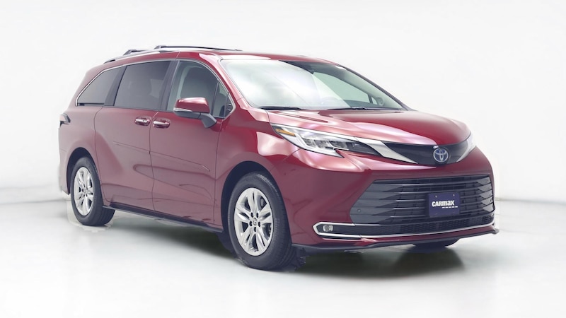 2024 Toyota Sienna Limited Hero Image