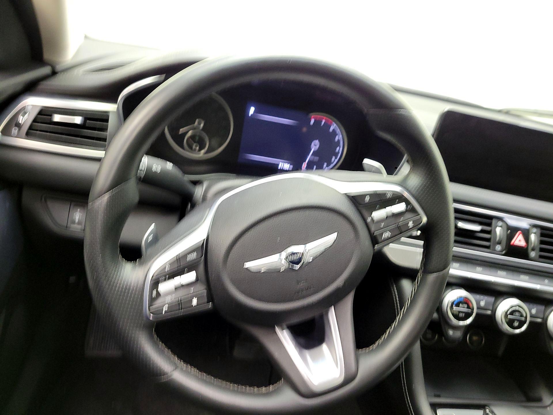 Thumbnail: 2023 Genesis G70 - 10