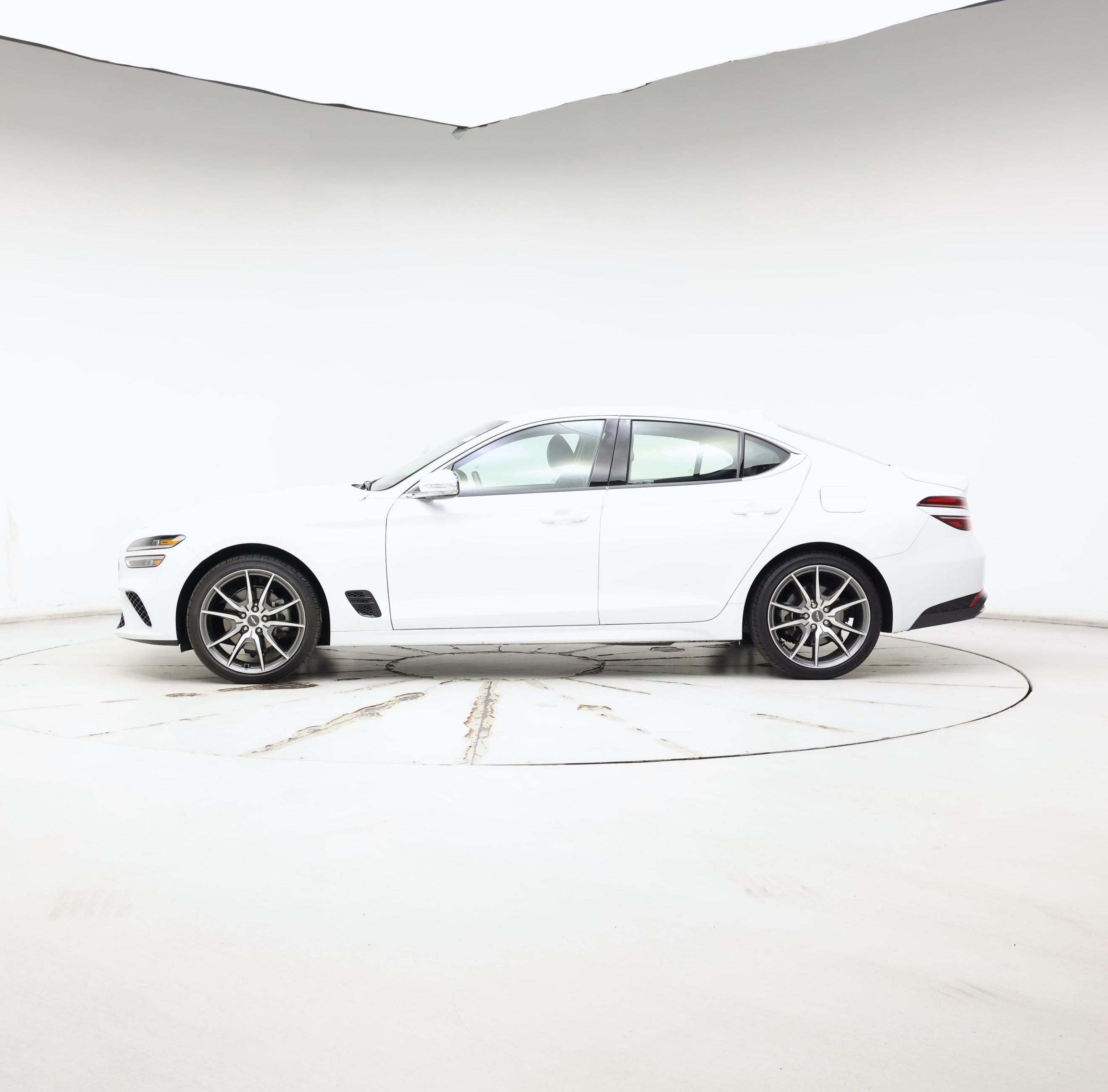 Thumbnail: 2023 Genesis G70 - 3
