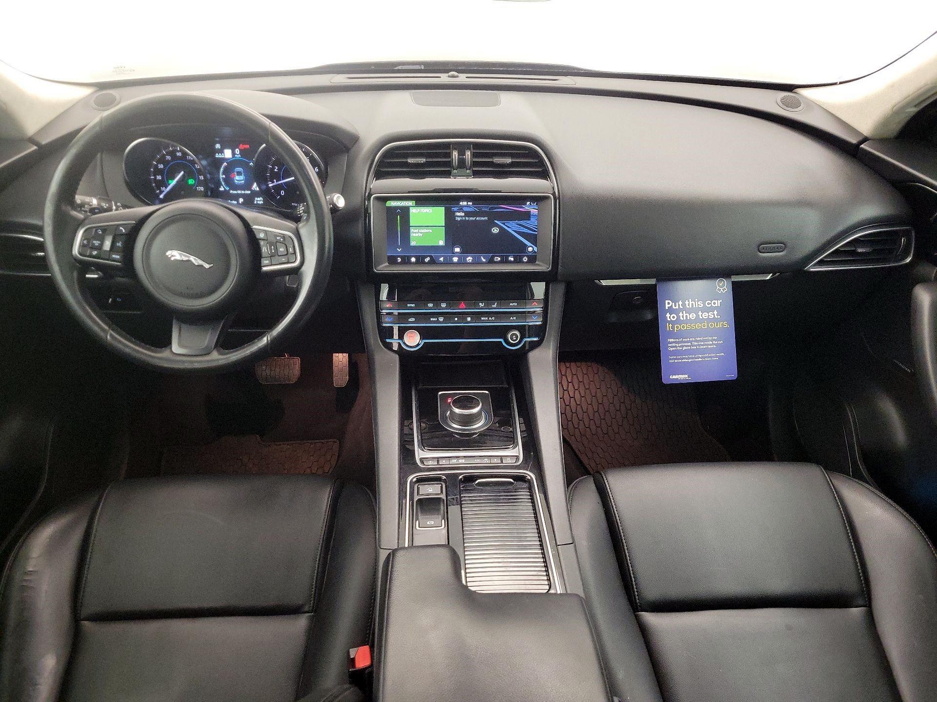 Thumbnail: 2020 Jaguar F-Pace - 9