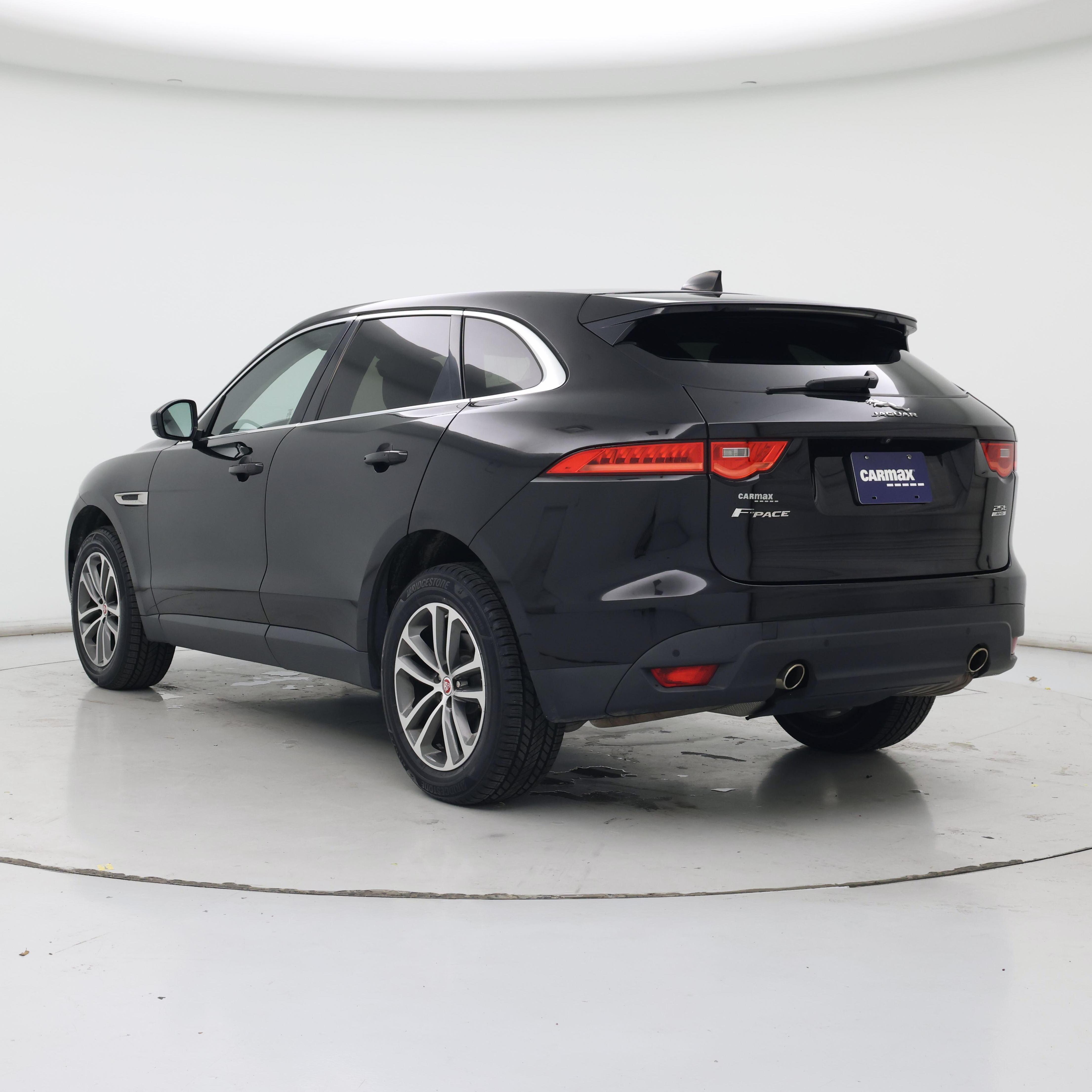 Thumbnail: 2020 Jaguar F-Pace - 2