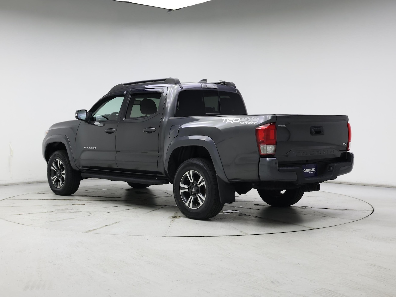 2017 Toyota Tacoma TRD Sport - Image 2