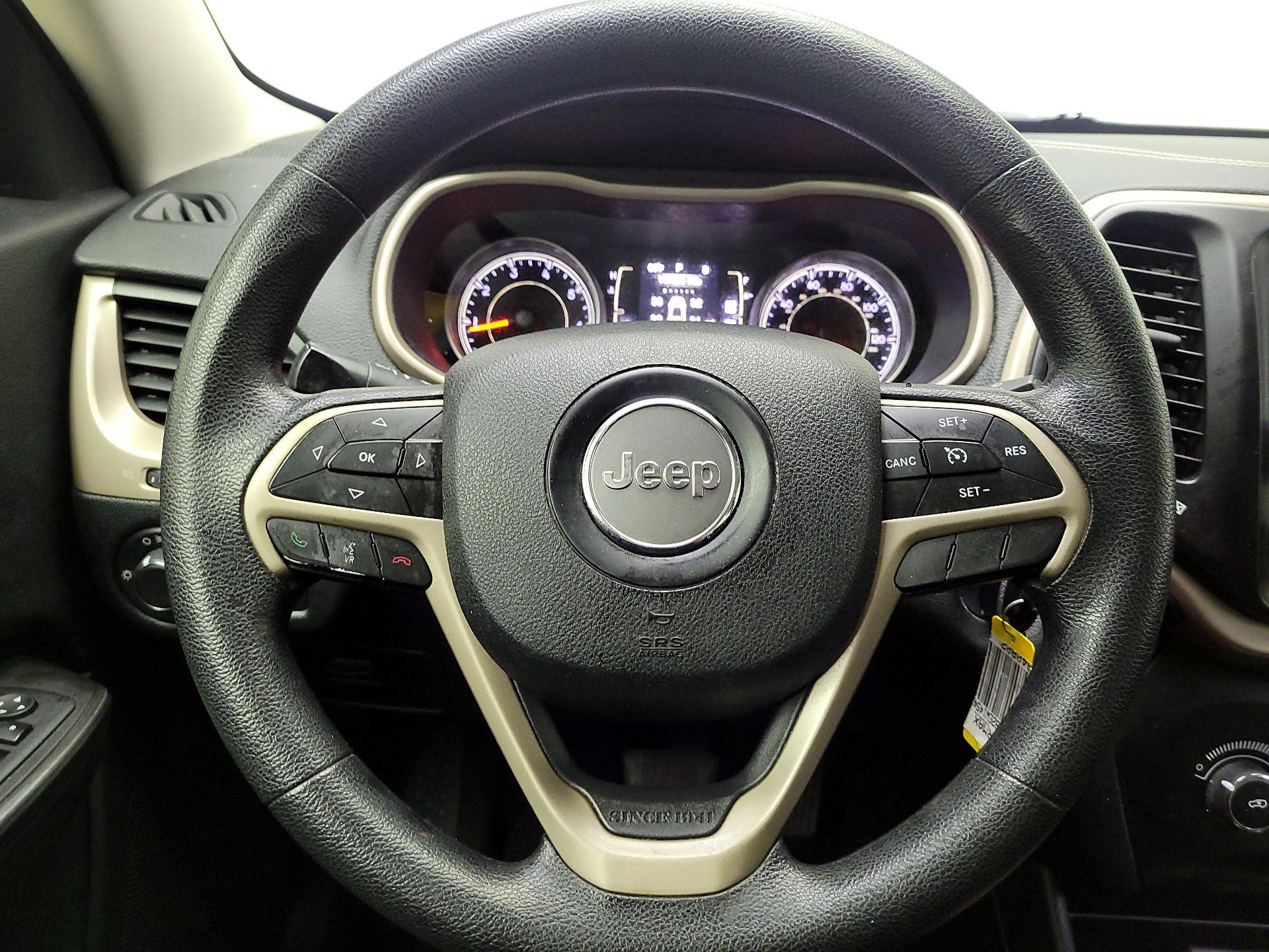 Thumbnail: 2014 Jeep Cherokee - 10