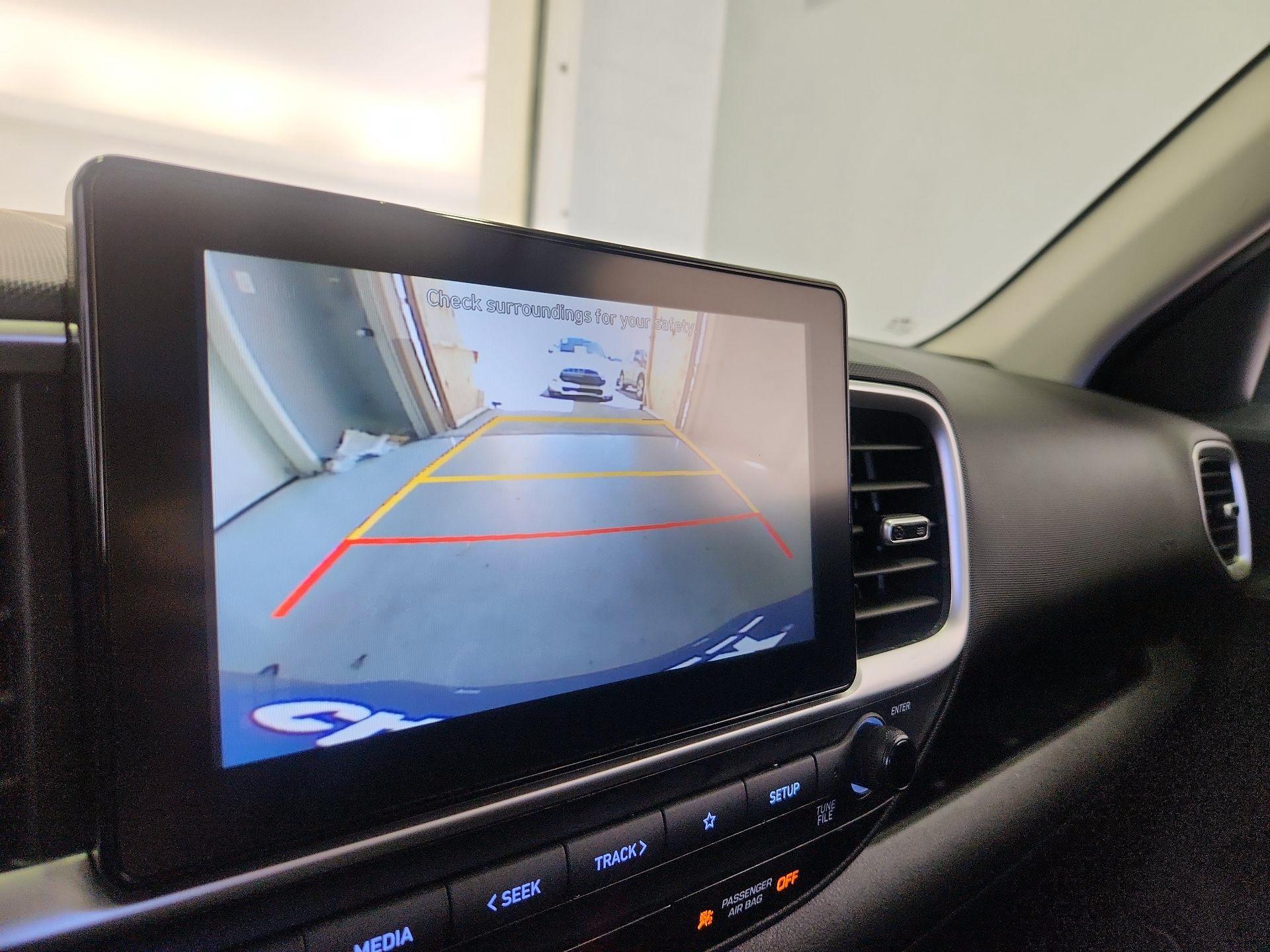 Thumbnail: 2021 Hyundai Venue - 14