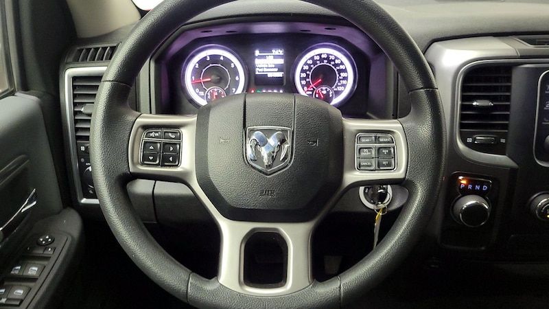 2022 RAM 1500 Classic SLT 10