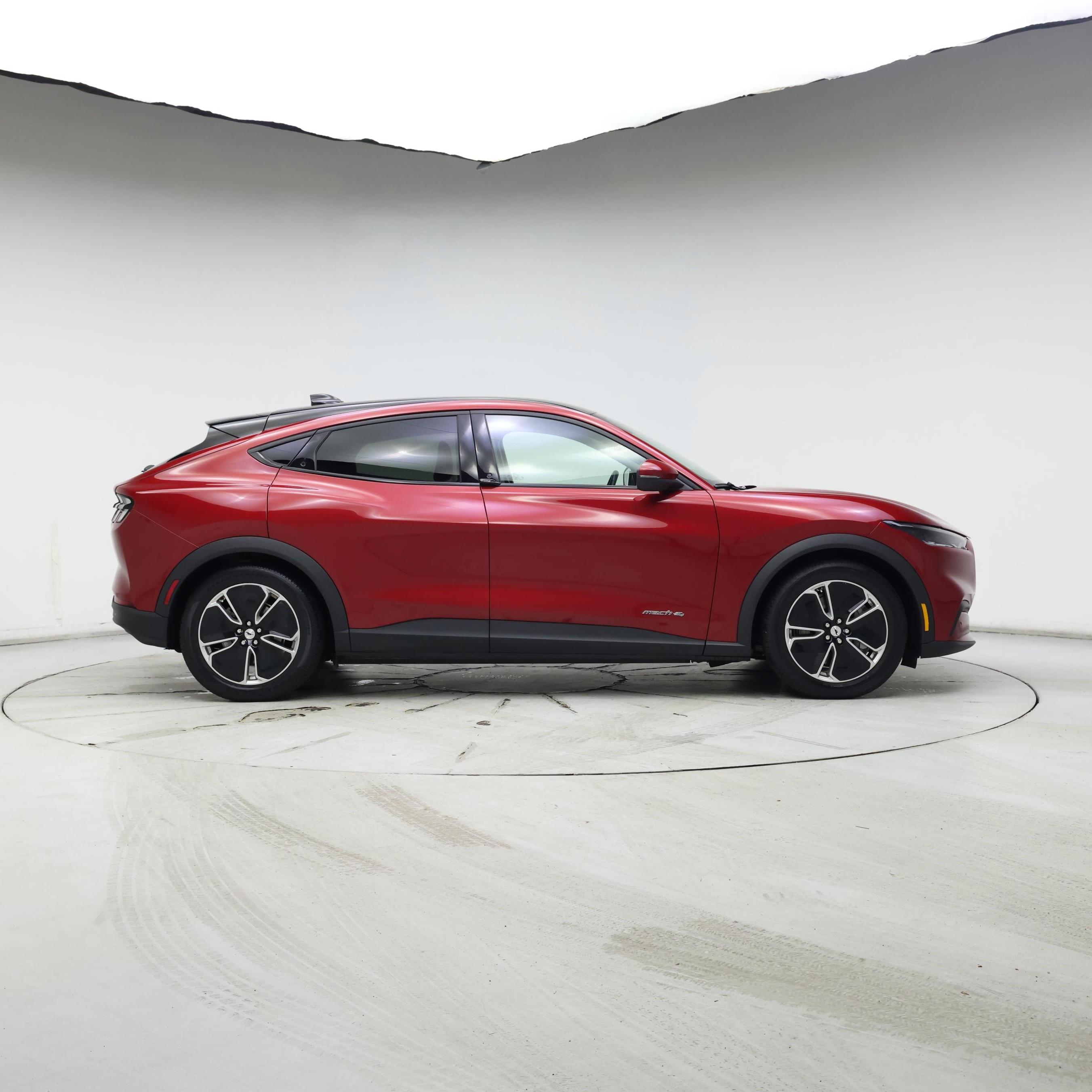 Thumbnail: 2021 Ford Mustang Mach-E - 7