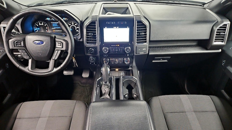 2016 Ford F-150 XLT 9