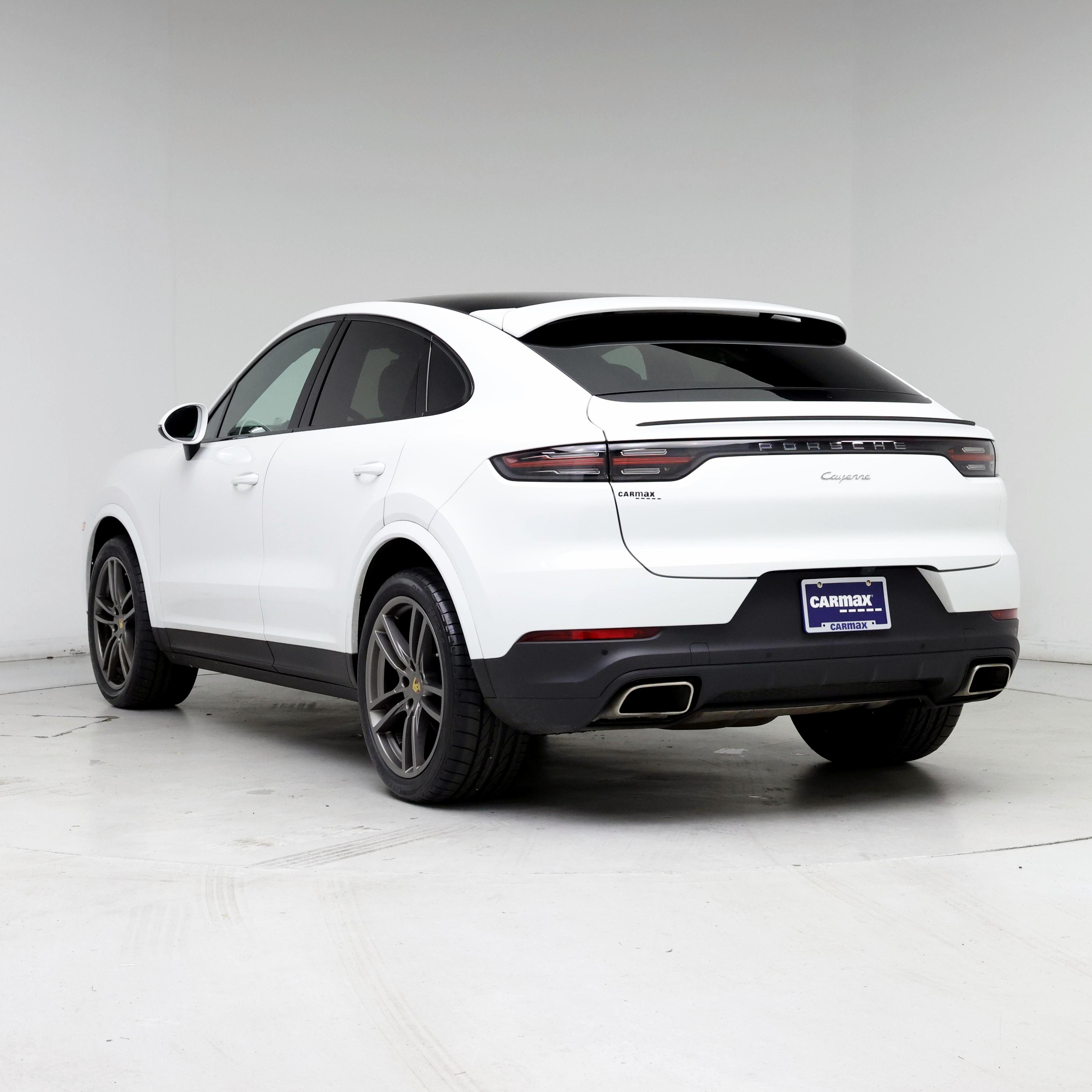 Thumbnail: 2022 Porsche Cayenne - 2