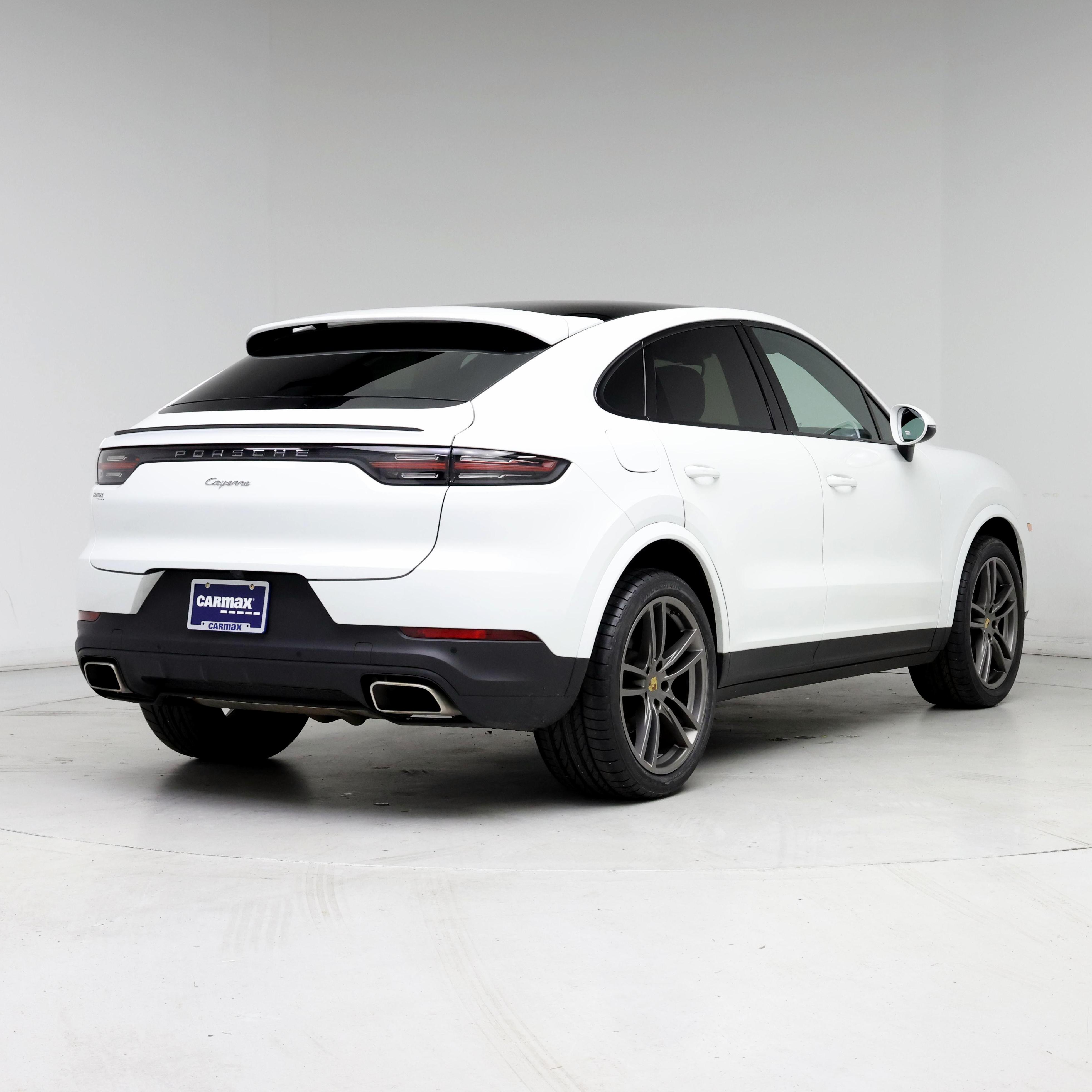 Thumbnail: 2022 Porsche Cayenne - 8
