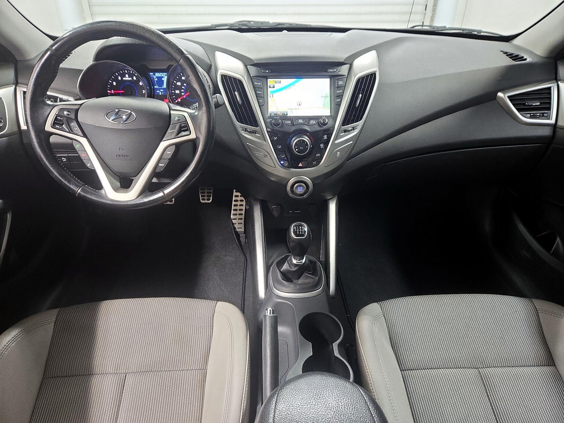 Thumbnail: 2014 Hyundai Veloster - 9