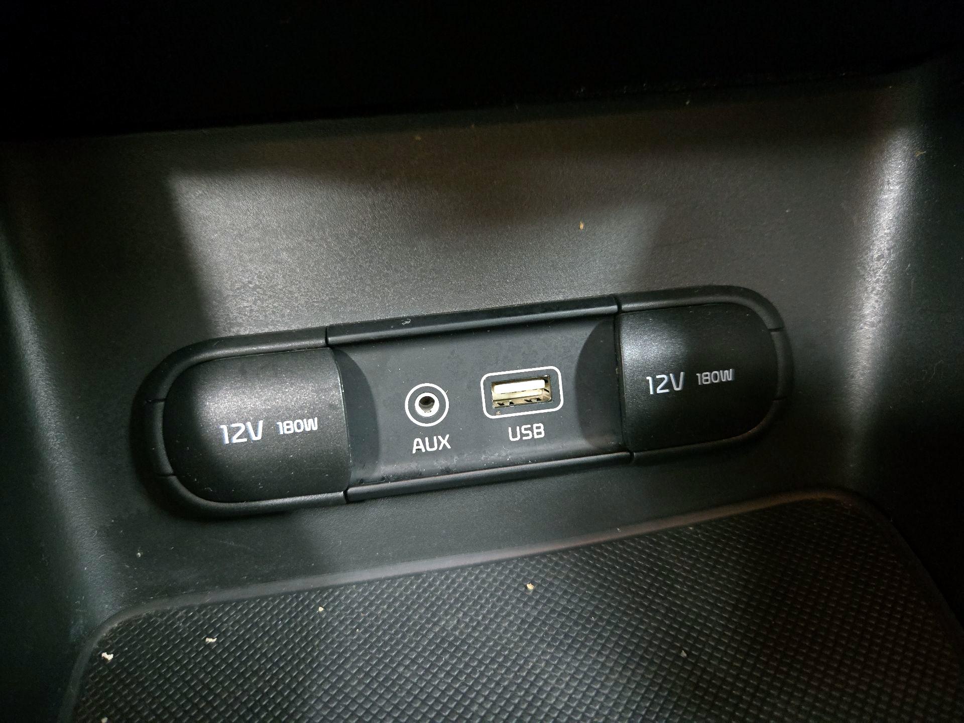 Thumbnail: 2019 Kia Sportage - 18