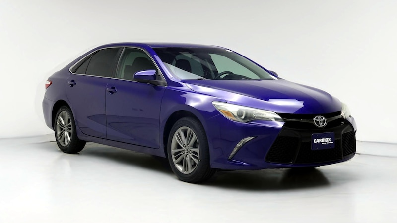 2015 Toyota Camry SE Hero Image