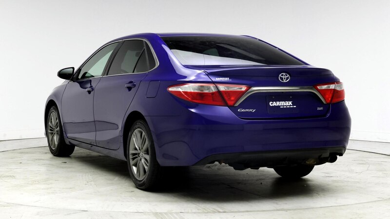 2015 Toyota Camry SE 2