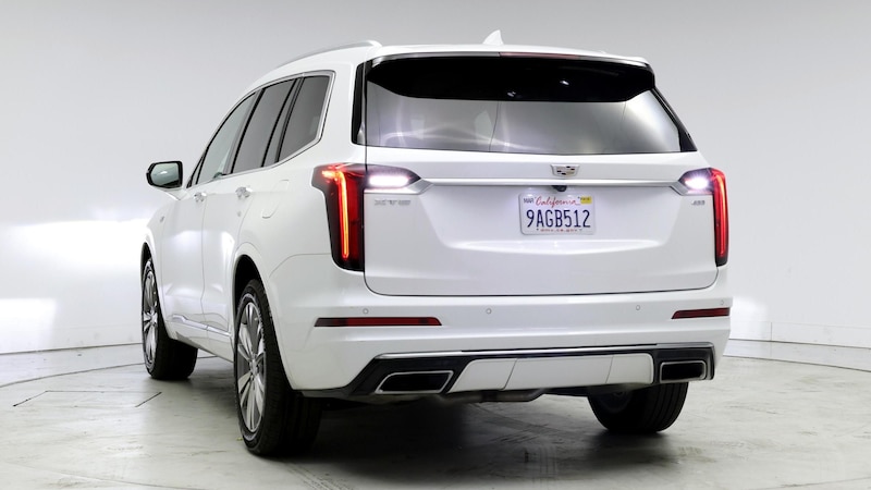 2022 Cadillac XT6 Premium Luxury 2