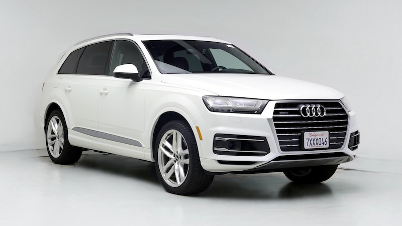 2017 Audi Q7 Prestige Hero Image