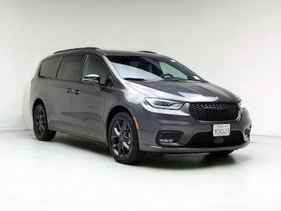 2022 Chrysler Pacifica Touring L -
                Los Angeles, CA