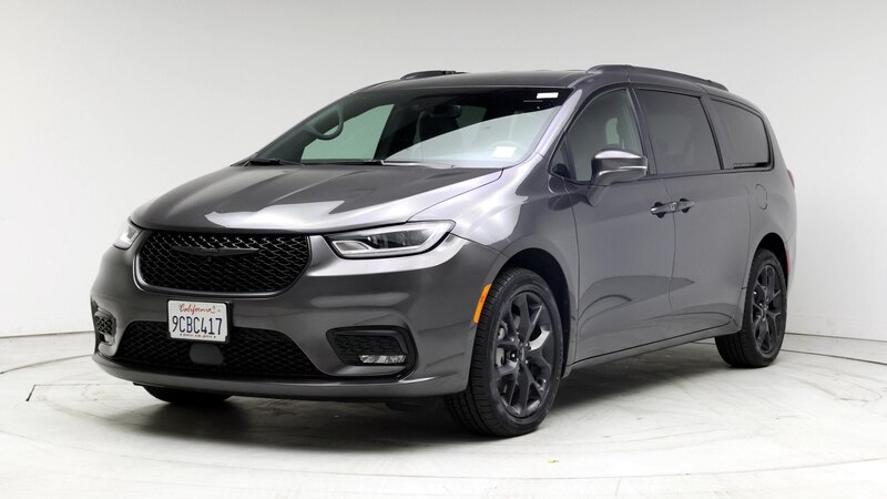 2022 Chrysler Pacifica Touring L 4