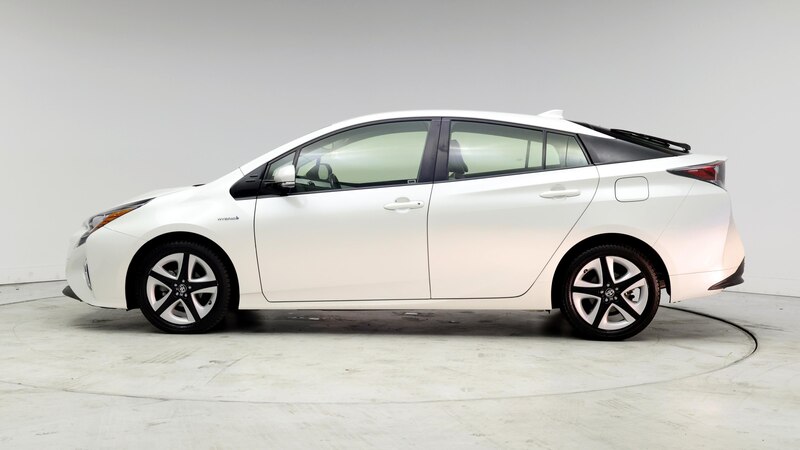 2017 Toyota Prius Three Touring 3