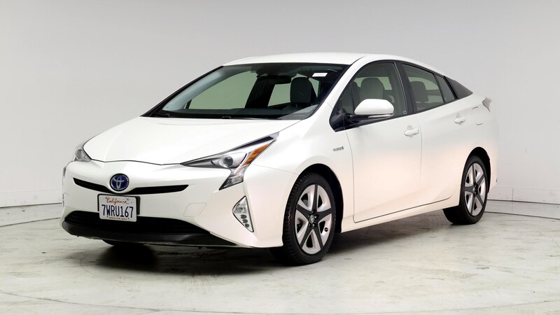 2017 Toyota Prius Three Touring 4