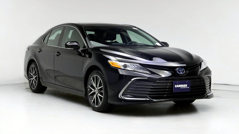 2024 Toyota Camry XLE Hero Image