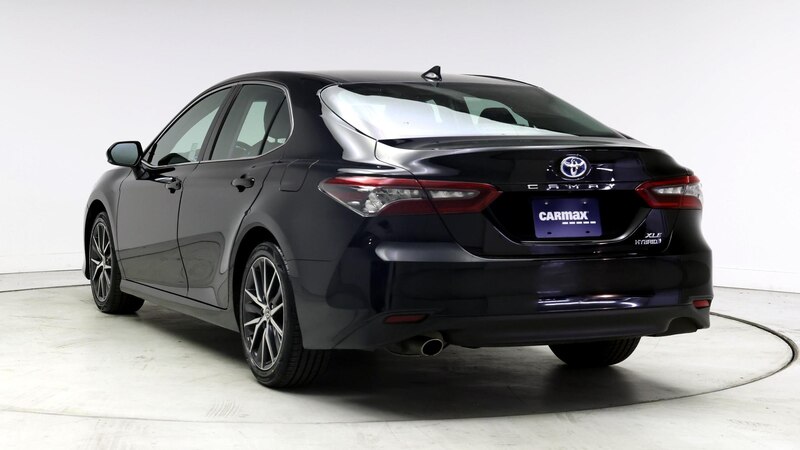 2024 Toyota Camry XLE 2