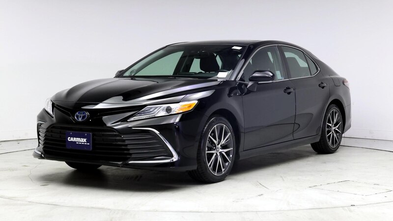 2024 Toyota Camry XLE 4