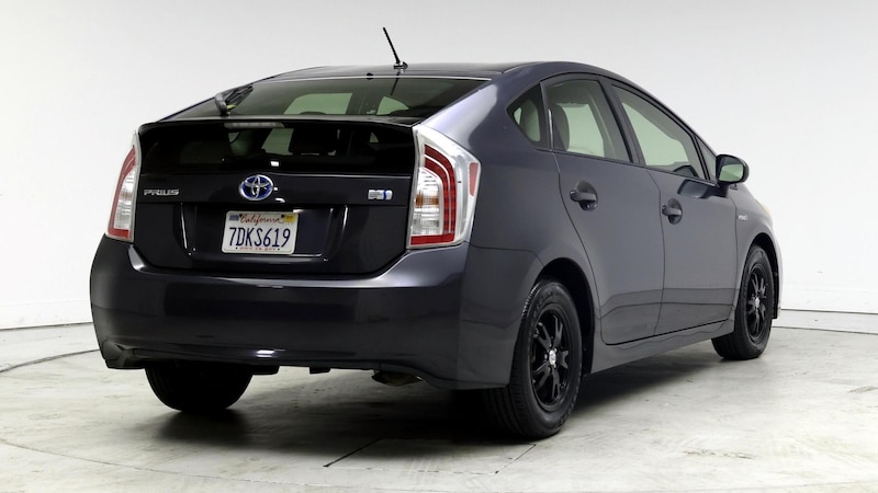 2014 Toyota Prius Two 8