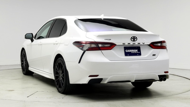 2022 Toyota Camry SE 2