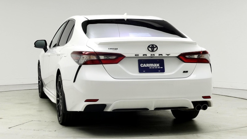 2022 Toyota Camry SE 6