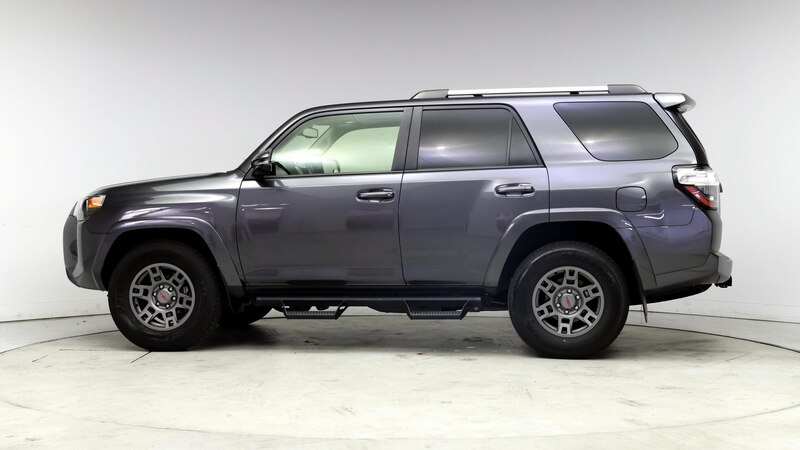 2023 Toyota 4Runner SR5 3