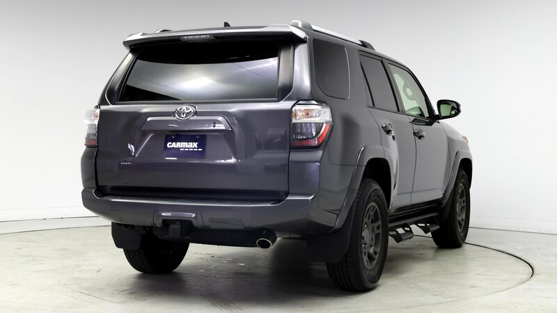 2023 Toyota 4Runner SR5 8