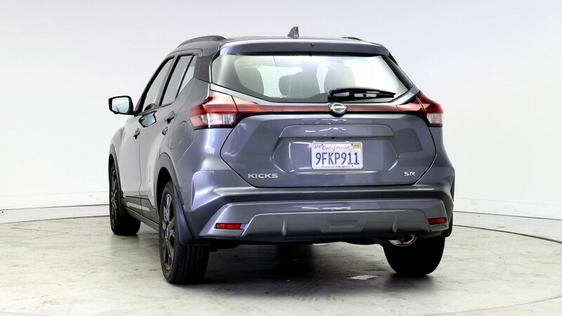 2023 Nissan Kicks SR 6