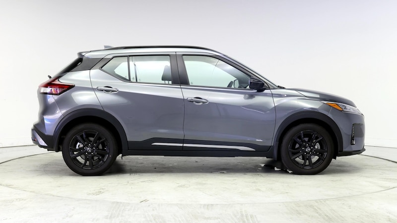 2023 Nissan Kicks SR 7