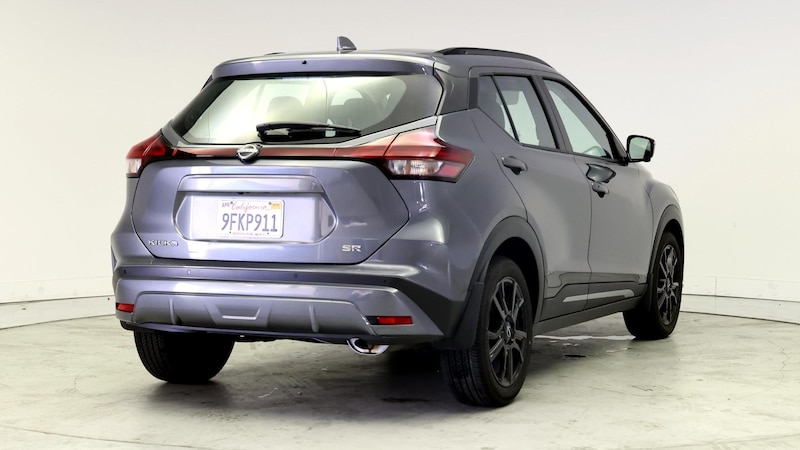 2023 Nissan Kicks SR 8