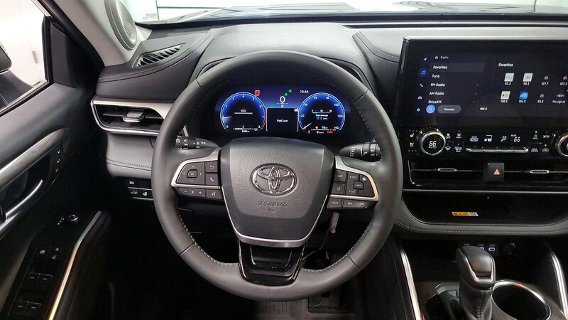 2023 Toyota Highlander Limited 10