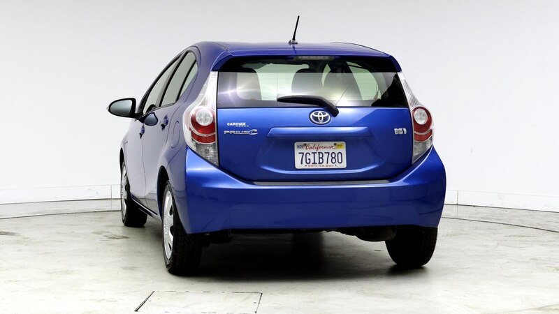 2014 Toyota Prius c Two 6