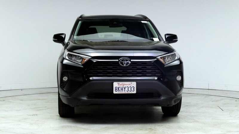 2019 Toyota RAV4 XLE 5