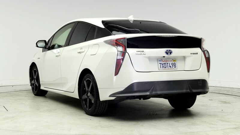 2016 Toyota Prius Three Touring 2