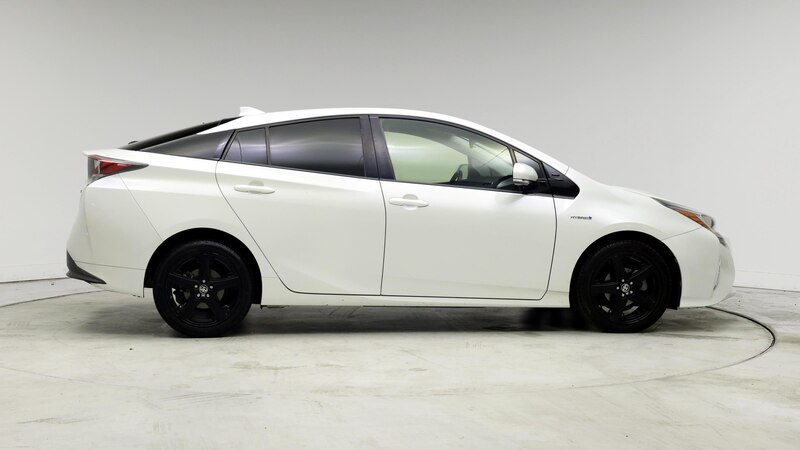 2016 Toyota Prius Three Touring 7