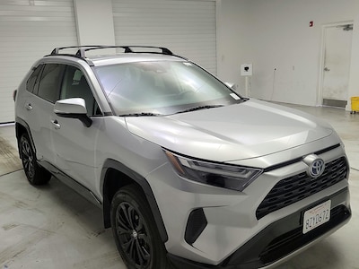 2022 Toyota RAV4 SE -
                Los Angeles, CA