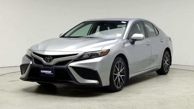 2022 Toyota Camry SE 4