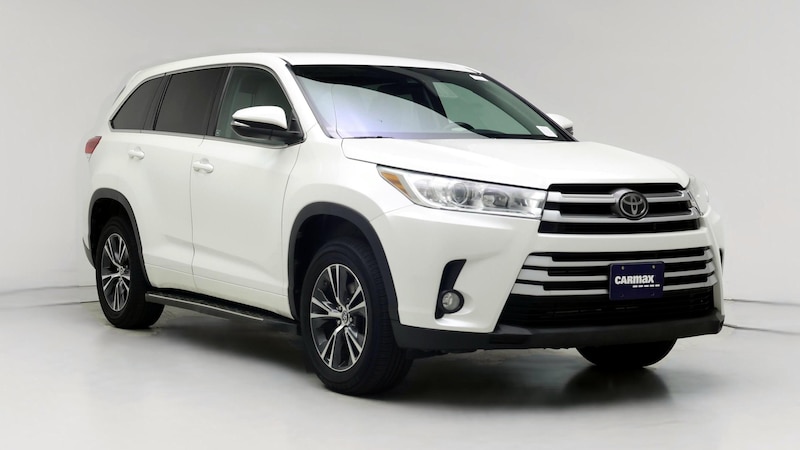 2018 Toyota Highlander Plus Hero Image