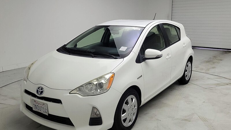 2013 Toyota Prius c Two 3